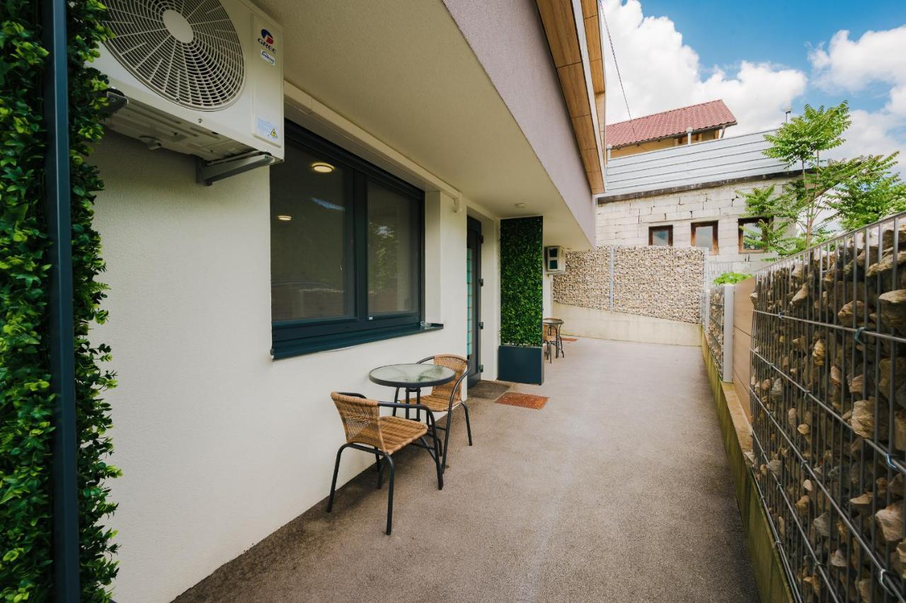 Apartments Gros Radece Exterior foto